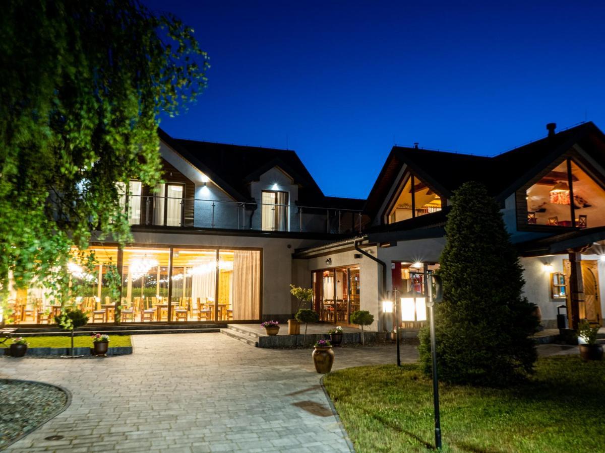 Villa & Gospoda Krakowska Kobiernice ภายนอก รูปภาพ